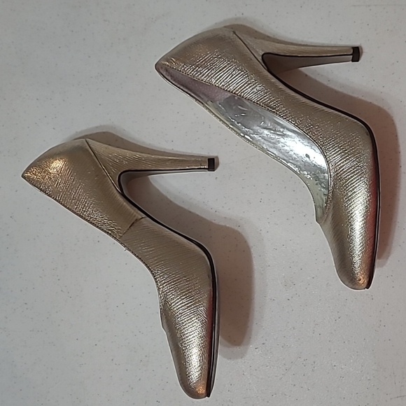 Jessica Simpson gold & silver heels size 8.5 - Picture 3 of 13